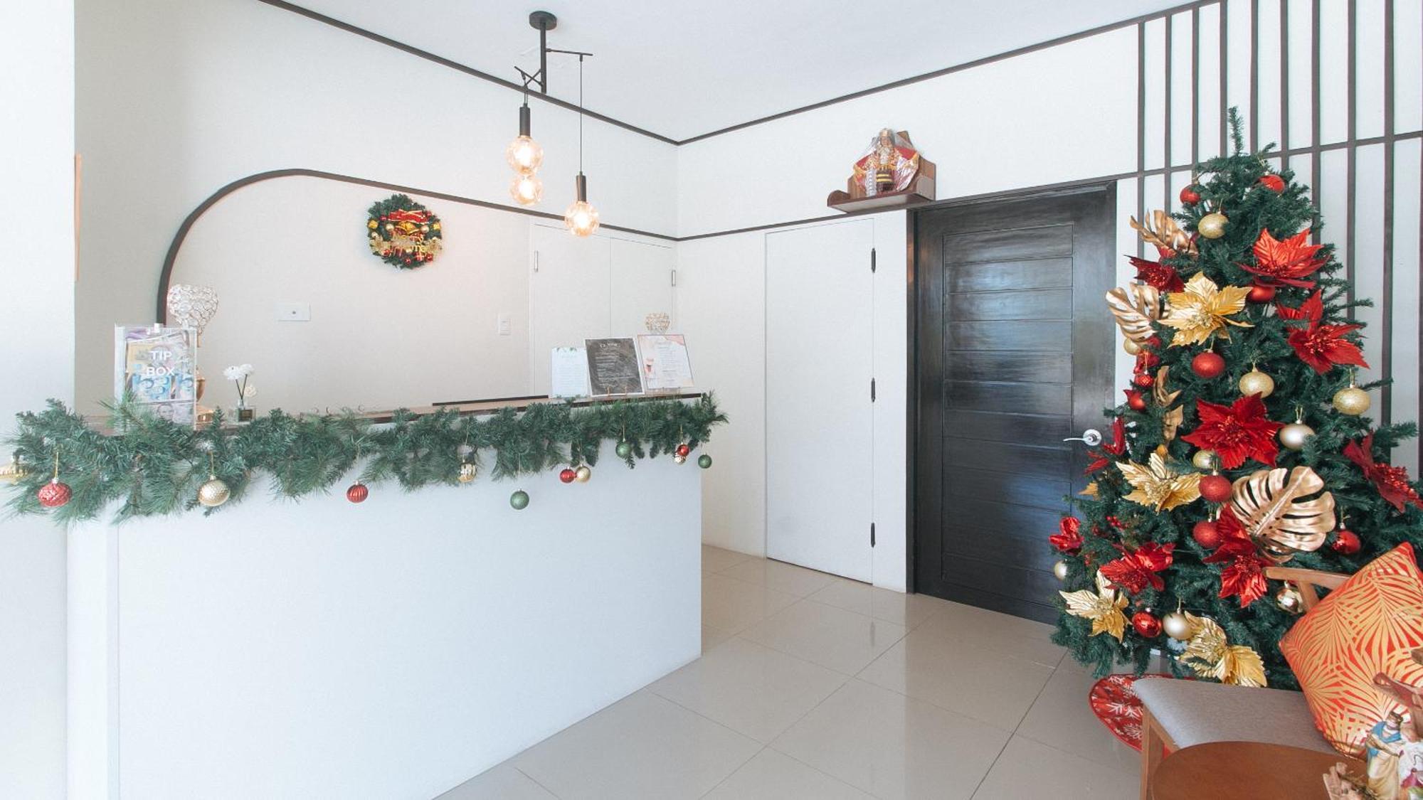 Reddoorz @ Leoncia Apartelle Mandaue City Exterior photo